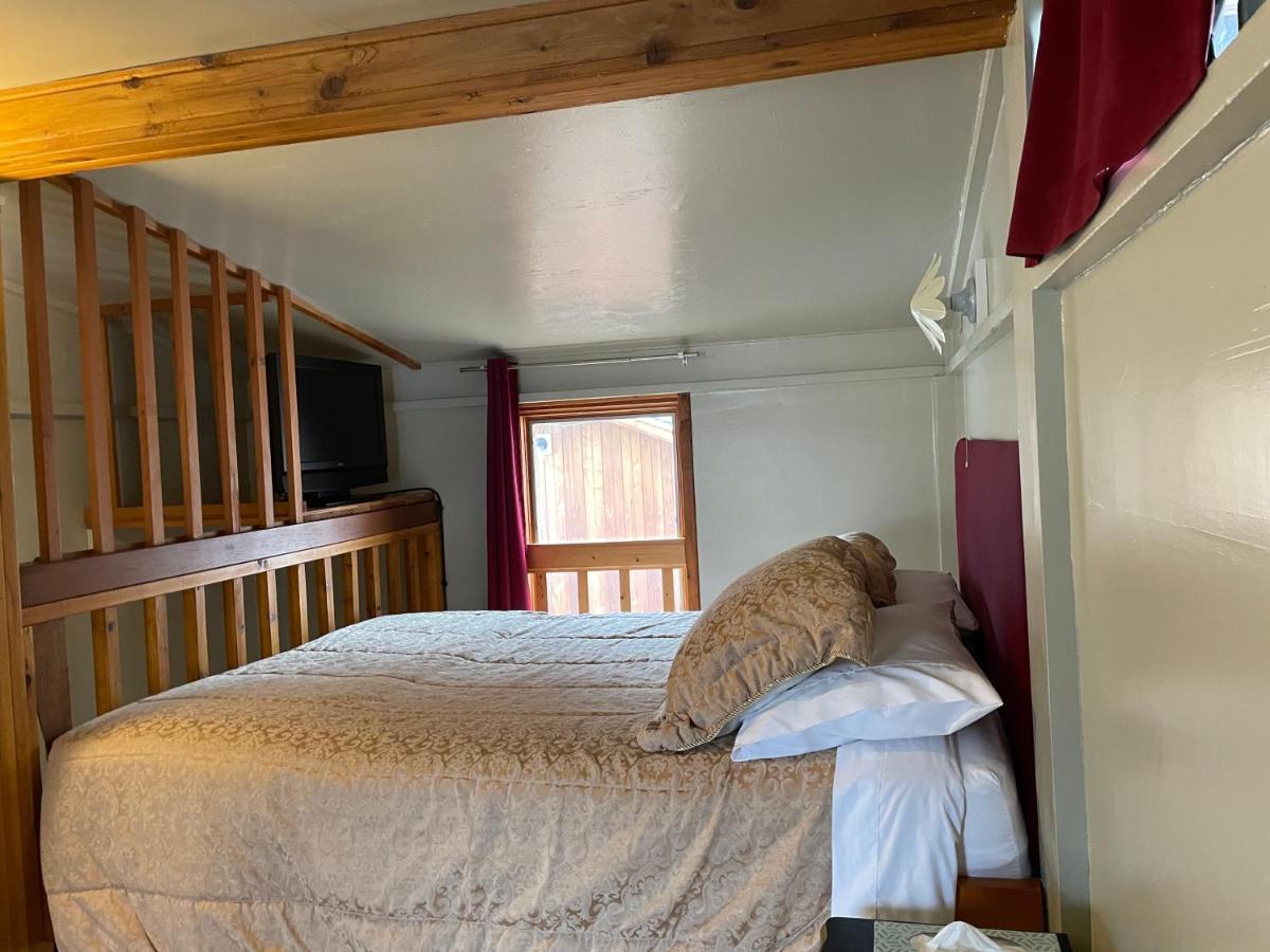 Luna Bed & Breakfast Grand Forks Luaran gambar