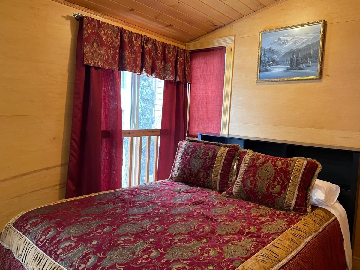Luna Bed & Breakfast Grand Forks Luaran gambar