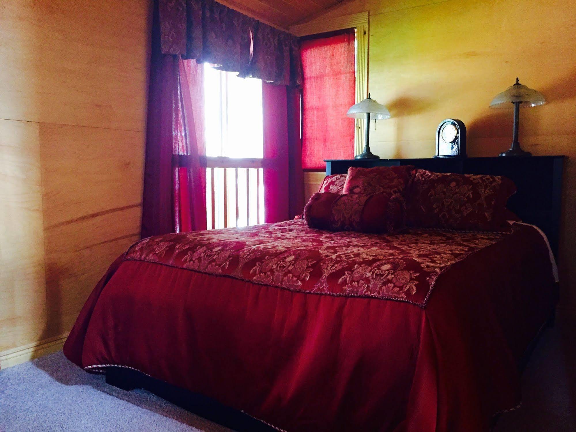 Luna Bed & Breakfast Grand Forks Luaran gambar